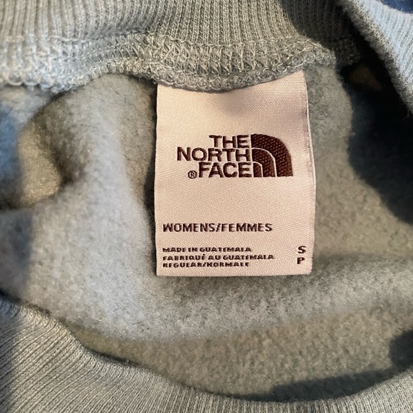 The North Face Crew Neck Sweatshirt Women’s Small Petite, Light Blue Green - Picture 4 of 8